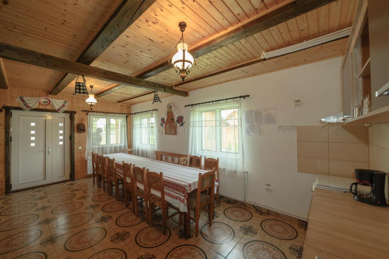 Casa Cupcea Villa Budeşti Exterior foto